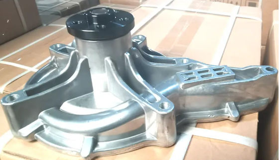 A35F A40E Motor Soğutma Suyu Pompası EC700B EC700C 24070789 22902431
